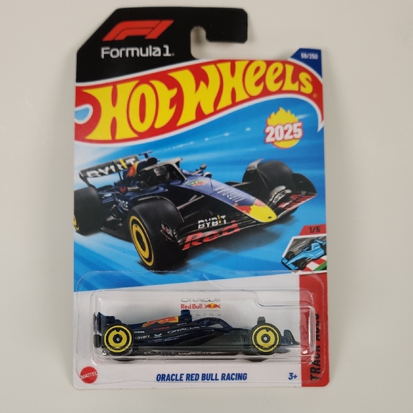 Hot Wheels F1 2025 Oracle Red Bull Racing NEW on Factory Card - Picture 1 of 13